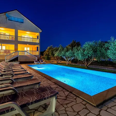 My Dalmatia - Blanka With Private Infinity Pool