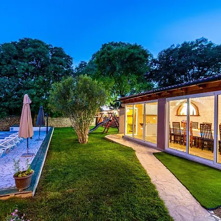 My Dalmatia - Blanka With Private Infinity Pool Casa de Férias