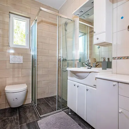 My Dalmatia - Blanka With Private Infinity Pool Casa de Férias Kakma