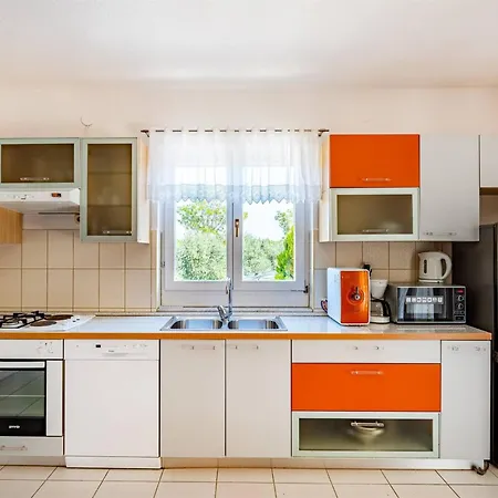 My Dalmatia - Blanka With Private Infinity Pool *