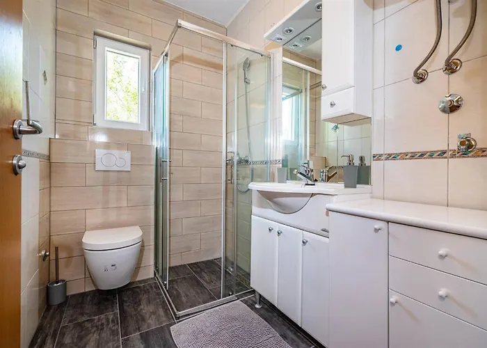 My Dalmatia - Blanka With Private Infinity Pool 펜션 Kakma