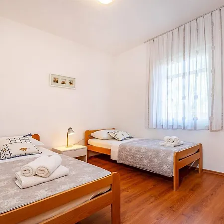 Hébergement de vacances My Dalmatia - Blanka With Private Infinity Pool