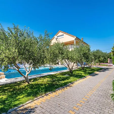 My Dalmatia - Blanka With Private Infinity Pool *