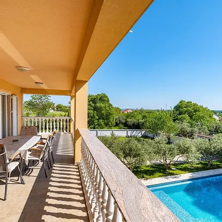 My Dalmatia - Blanka With Private Infinity Pool Holiday home Kakma
