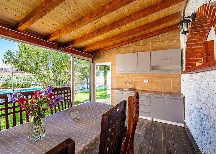 My Dalmatia - Blanka With Private Infinity Pool * Kakma